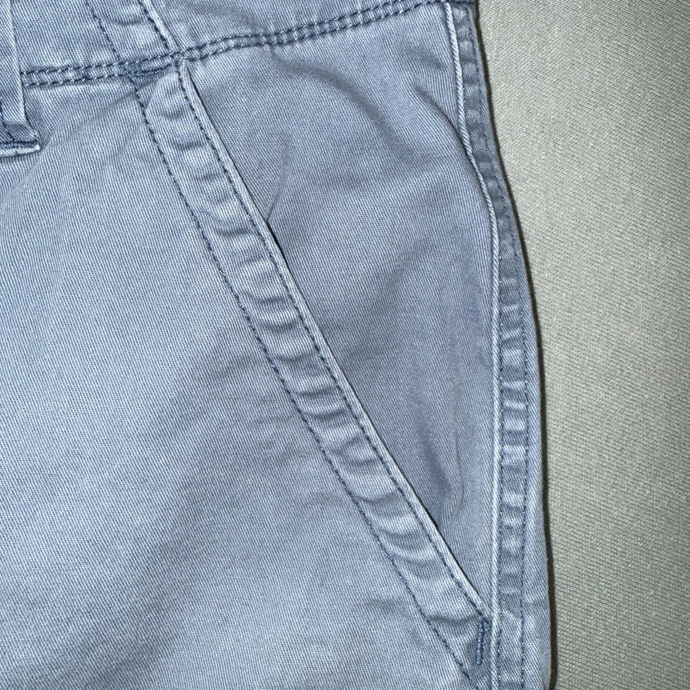 Men's Wrangler Relaxed Fit Utility Workwear Y2K Cargo Shorts Blue Size 34x10 - Picture 3 of 7